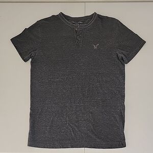 🎁3/$10🔴Men's Gray AE Shirt